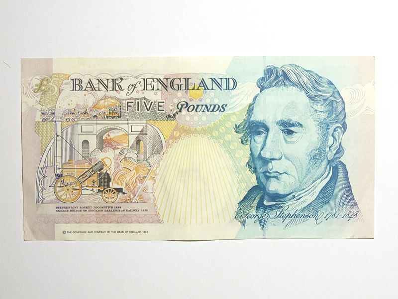 Click image for larger version

Name:	Gill-5-Pound-note-back.jpg
Views:	1
Size:	97.6 KB
ID:	1872429